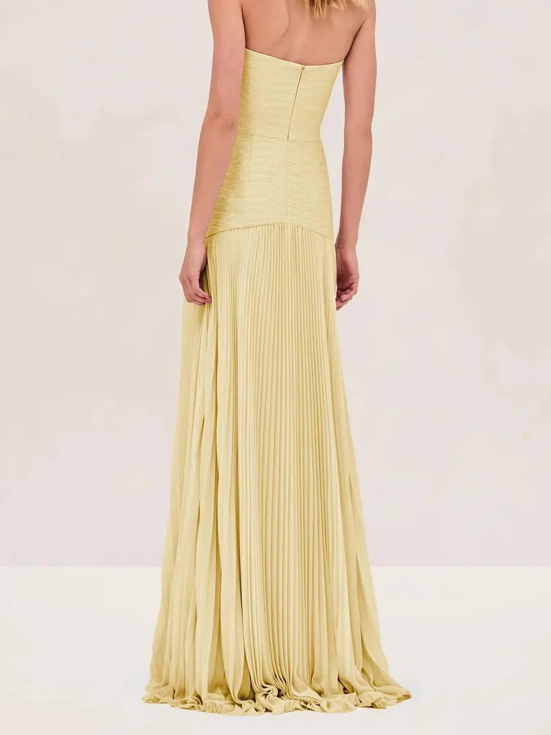Jimena | Elegancia sofisticada que estiliza con delicadeza